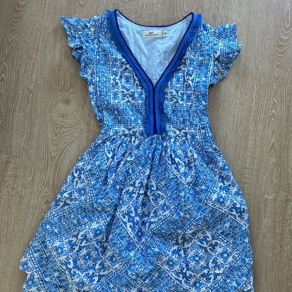 Vineyard Vines Dresses & Skirts - Vineyard Vines Blue Print Dress